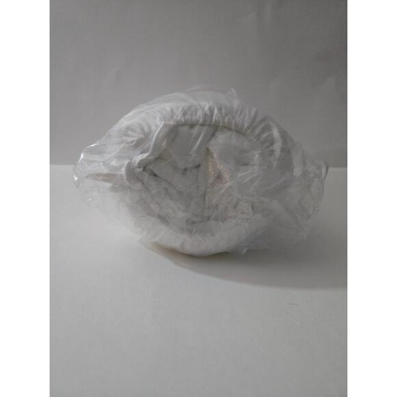 iEnjoy Home Essential Colors Ultra Soft Microfiber Queen White Duvet Cover Set - Picture 3 of 5